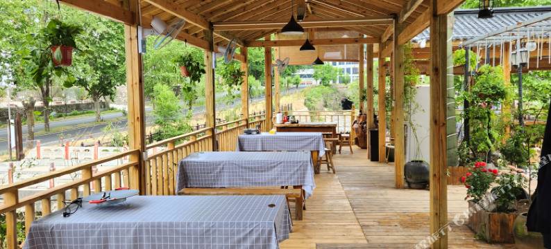 白云山军民之家白云小院图片