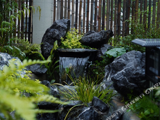 小驻拾光·NATURE ART茶咖美宿(景德镇三宝国际陶艺村店)