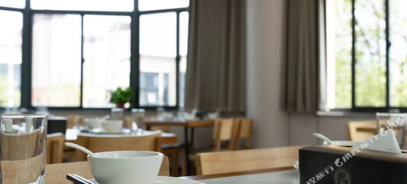 蓝晶酒店(肥西华南城五金机电市场店)图片