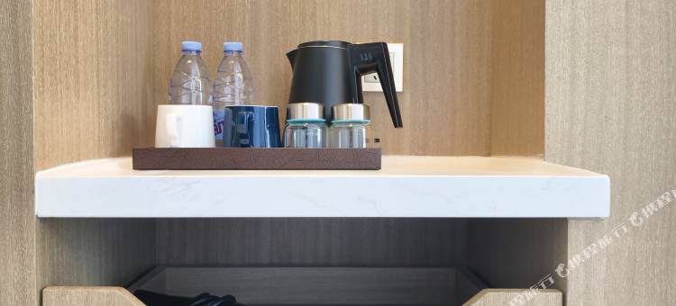 绵阳柏林山景酒店(园艺山东辰国际学校店)图片