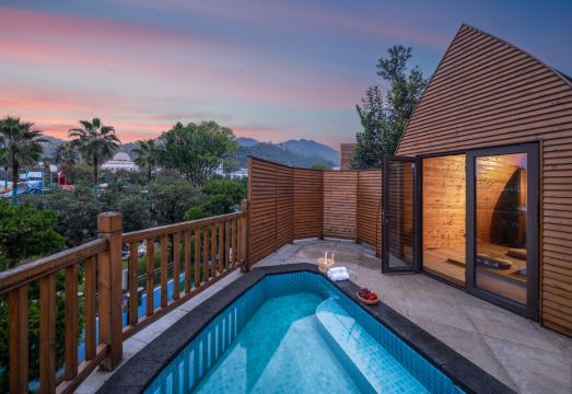 Maison New Century Resort Nanshan Jinhua Hotel Overview