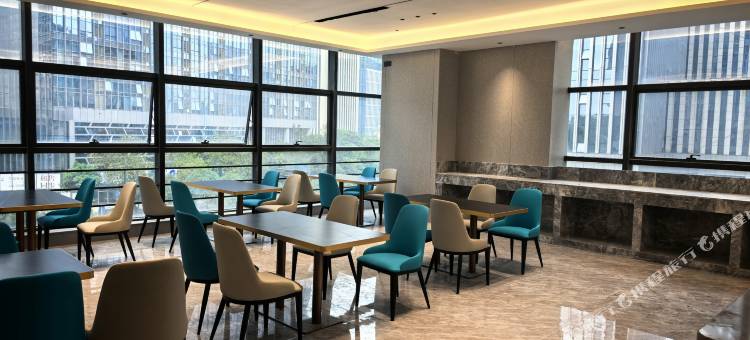 雅美途酒店(广西体育中心店)图片
