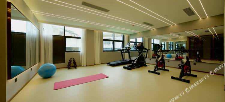 修文晟智大酒店(扎佐野生动物园店)图片