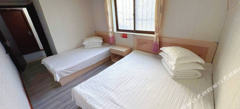 烟台胡同里小院图片