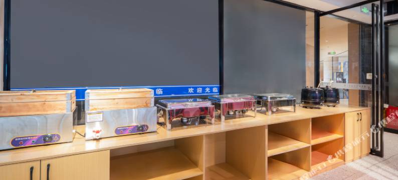 露美家天虹大酒店(上海虹口足球场赤峰路地铁站店)图片