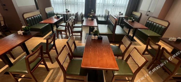 艺龙玺程国际酒店(郑州二七万达第二人民医院地铁站店)图片