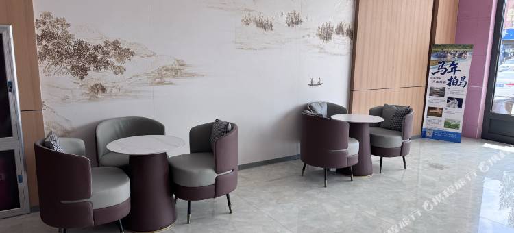 锡林浩特玥程酒店(贝子庙店)图片