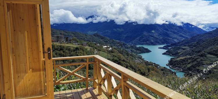 达瓦更扎沐云谷野奢星空度假酒店图片