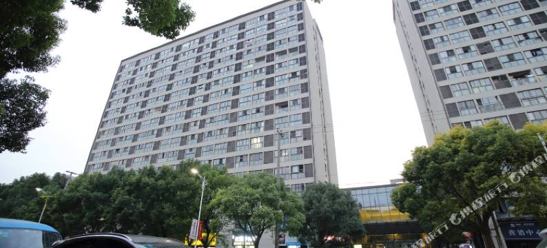 佳一轻奢公寓(上海浦江高科技园区店)图片