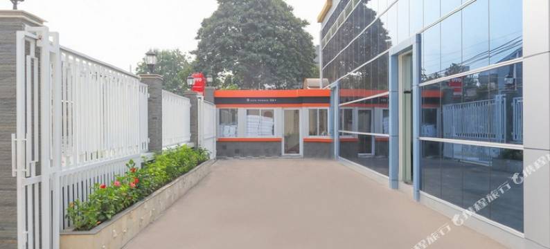 超级OYO 1524 帕塞班酒店(OYO 1524 d' Paseban)图片