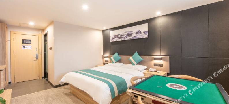 城市商旅精选酒店(高安大道鹏泰百货店)图片