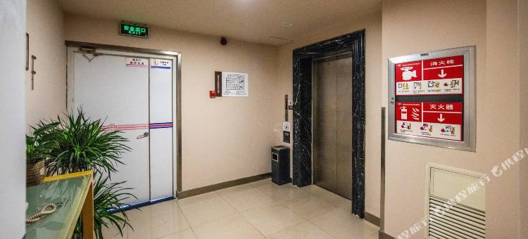 银座佳驿酒店(潍坊东风街泰华城假日广场店)图片