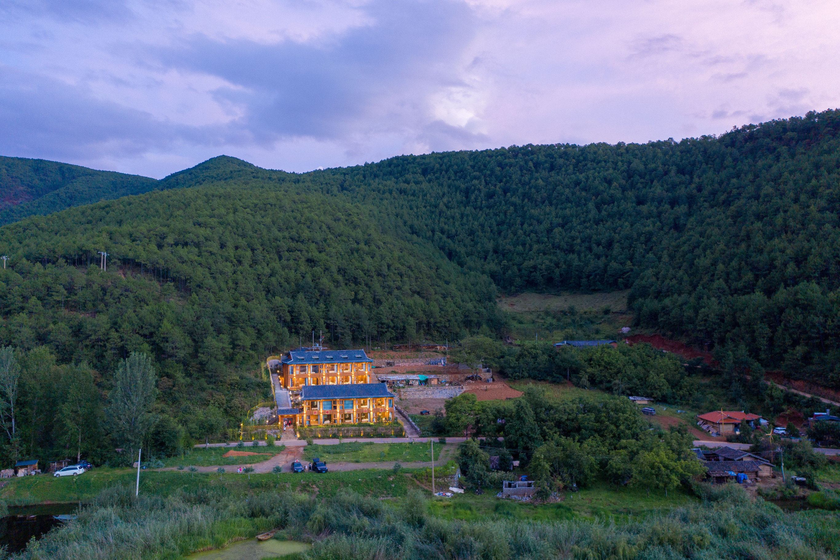 Lugu Lake Queqiao Villa Over view