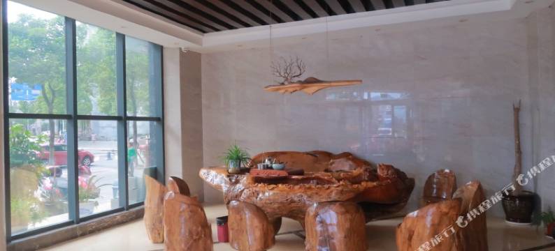 龙山恒龙酒店图片