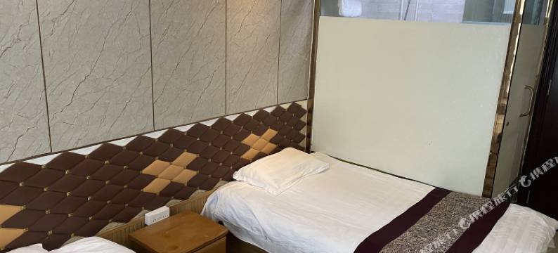 富裕家成宾馆图片