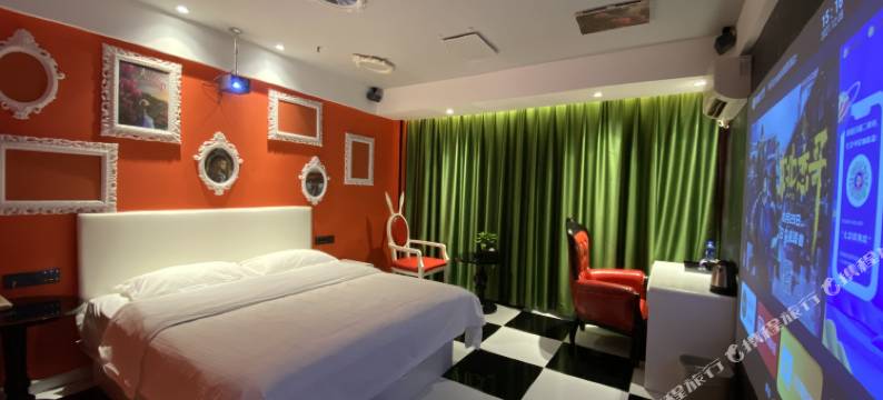 有戏电影酒店图片