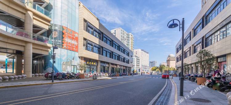 猫猫屋智慧酒店(泰州姜堰步行街时代广场店)图片