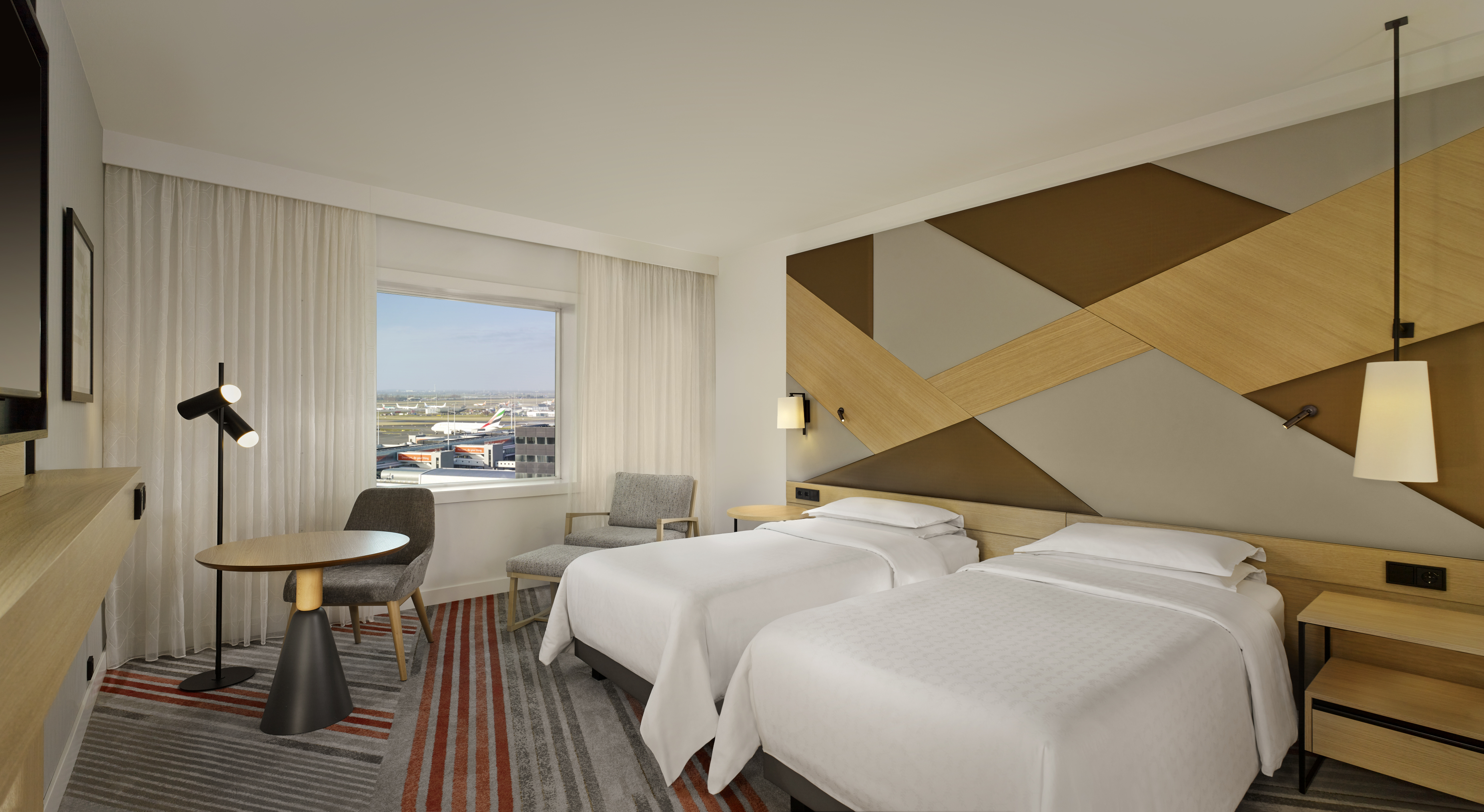 Sheraton Amsterdam Airport Hotel and Conference CenterOver view