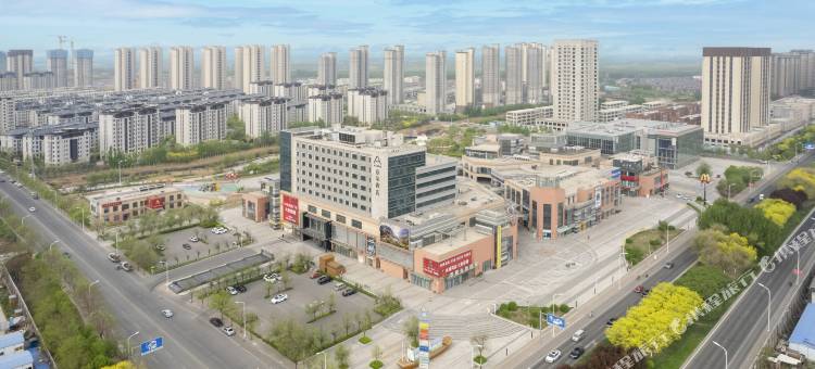 天津武清高铁站佛罗伦萨小镇亚朵酒店图片