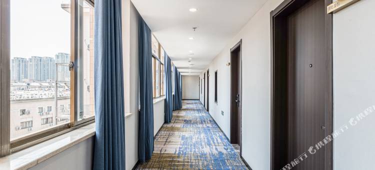 速8精选酒店(杭州滨康路地铁站店)图片