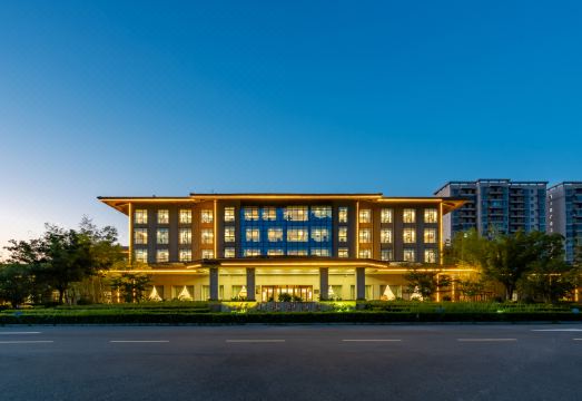 Green Harbour Banquet Hotel, Yingshang County Hotel Overview