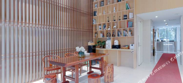 网鱼电竞酒店(苏州火车站万达广场店)图片