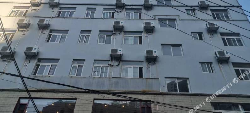 楚雄生红宾馆图片