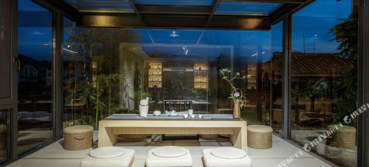 丘山半舍·仙影Courtyard泳池度假美宿(缙云仙都景区店)图片