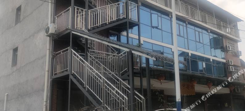 张家界枫宁客栈图片