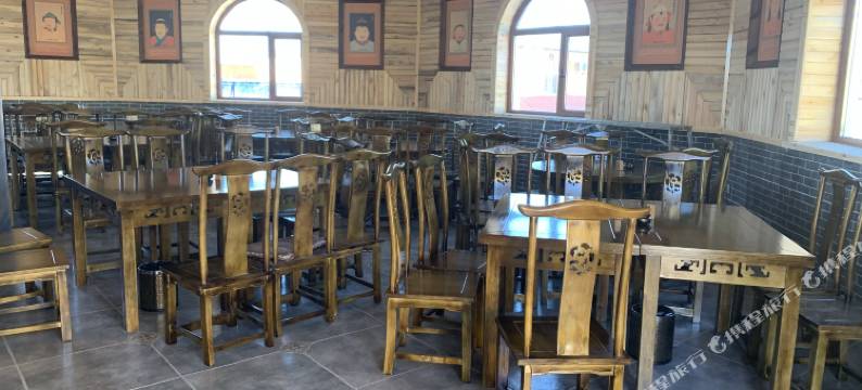 额尔古纳黑山头阿拉塔部落图片