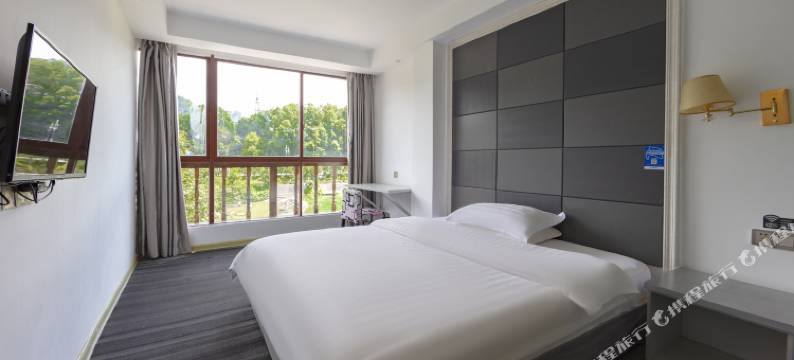 张家界溪韵居酒店图片