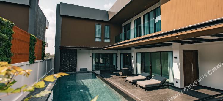 阿斯特罗奢华：4至6床位超奢华泳池度假别墅，含每日清洁(Astro Luxury: 4-6 beds Ultra Luxury Pool Villa with Daily Cleaning)图片