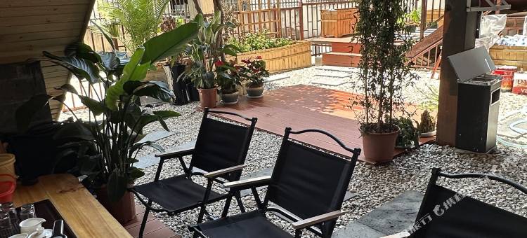 深梦电竞影视酒店(保山学院高铁站店)图片