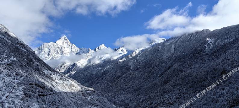 四姑娘山诗与远方民宿图片