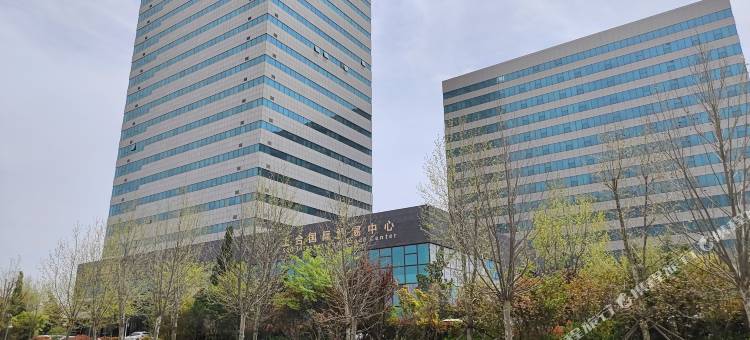 吉隆隆商务酒店(胶州上合之珠丝路千古情店)图片