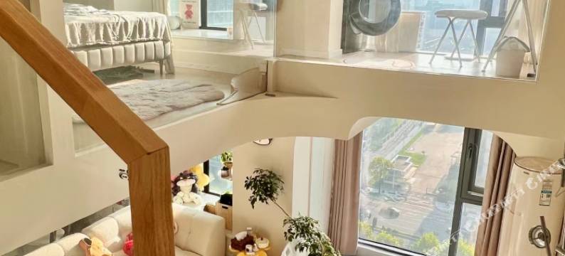 栖岸·设计LOFT影院公寓(南昌西站店)图片