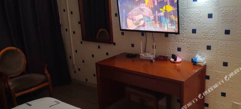 个旧娅琪酒店图片