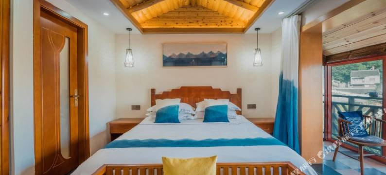 贵阳紫日醉缬手作观景民宿(青岩古镇北门店)图片