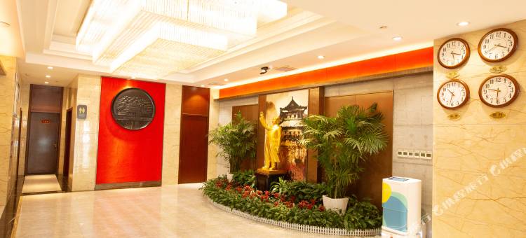 艺龙瑞云酒店(邯郸大名城汽车站店)图片