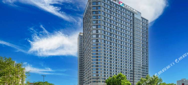 艺龙电竞酒店(郑州二七万达齐礼阎地铁站店)图片