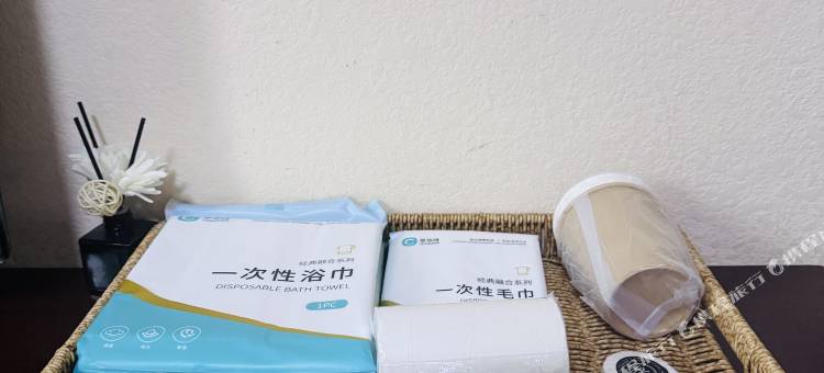 红原瓦切草原鱼庄图片