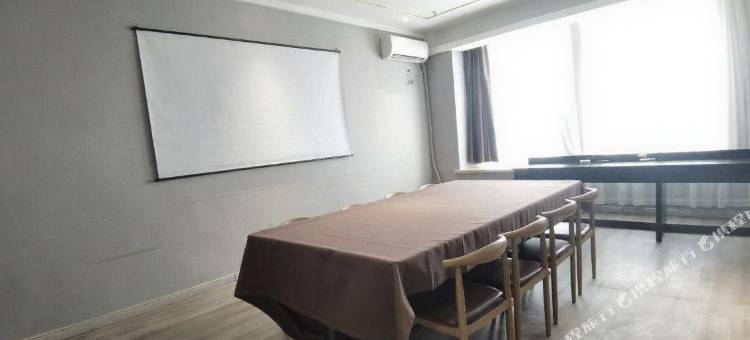 格丽酒店(青岛正阳中路家佳源店)图片