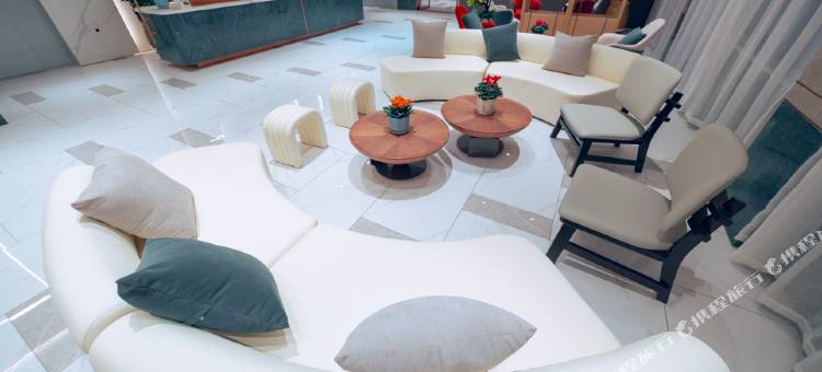 白玉兰酒店(哈密火车站店)图片