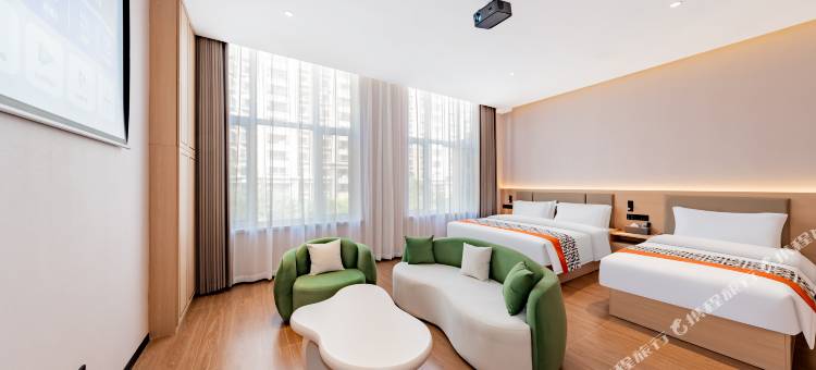 四季花园酒店(包头青山区兴胜镇人民政府店)图片