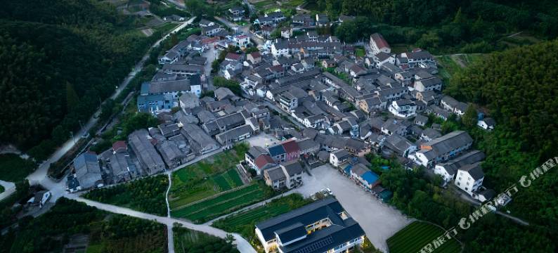 宁波东钱湖书香心泊酒店图片