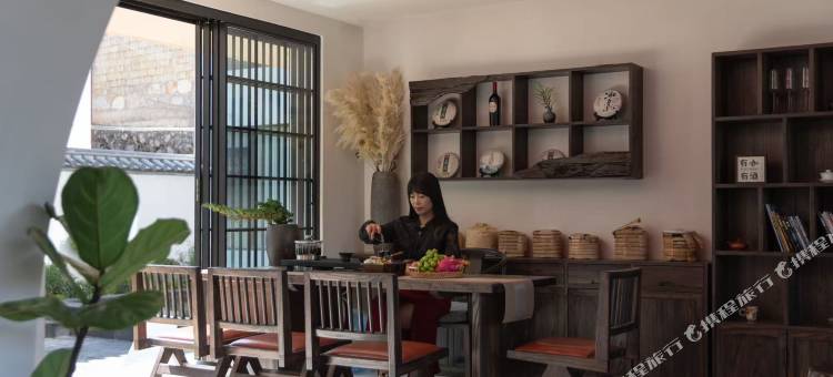 央舍观山云府Wilds·Onsen花园观景客栈(丽江古城大水车店)图片