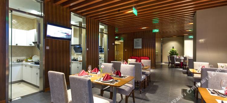 艺龙万国酒店(天津中北镇店)图片