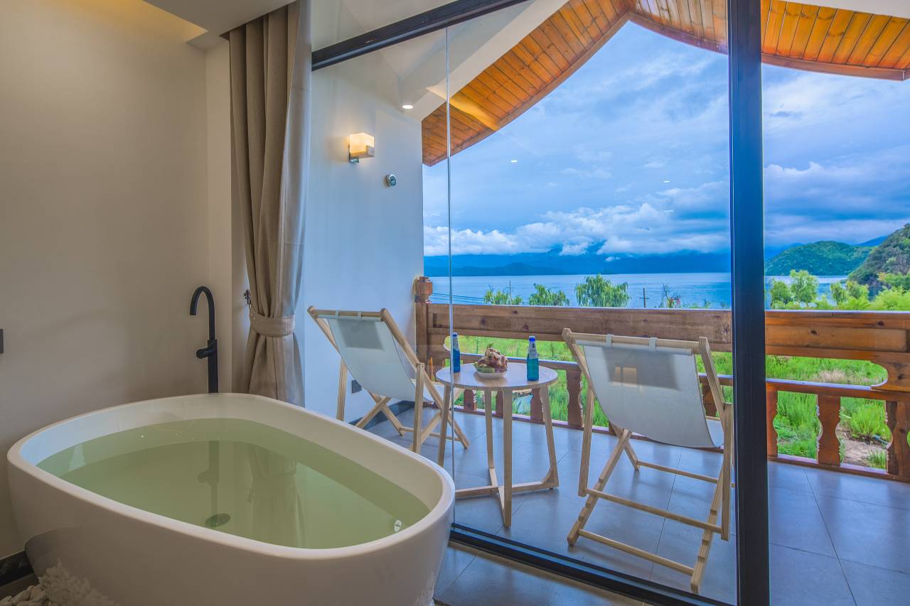 来野·泸沽湖湖景美宿图片