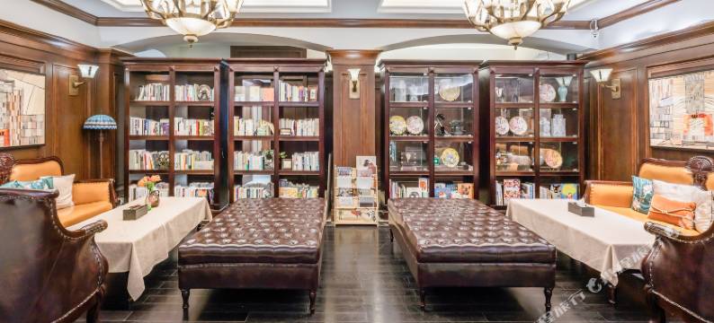 重庆解放碑十八梯泊联汇酒店图片