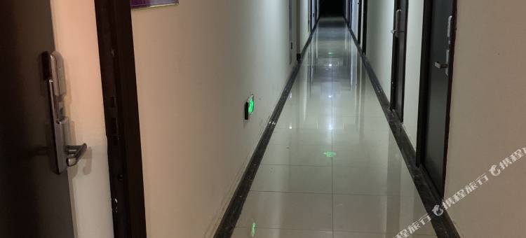金碧公寓(西安丈八北路地铁站店)图片